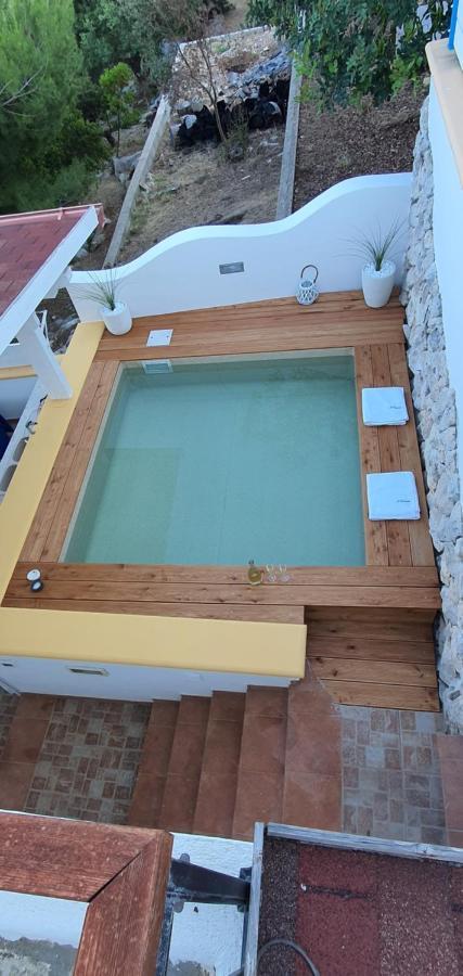 Casa Vacanze "Il Carrubo" Гальяно-дель-Капо Экстерьер фото