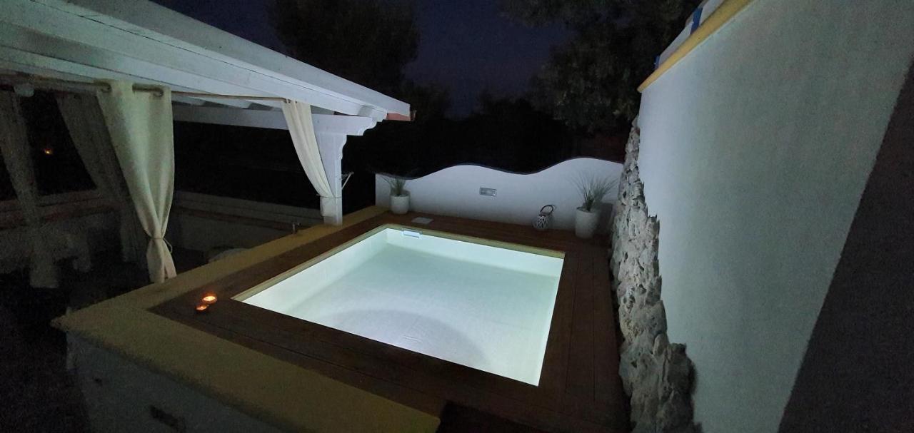 Casa Vacanze "Il Carrubo" Гальяно-дель-Капо Экстерьер фото